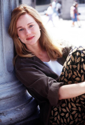Laura Linney pic #203583