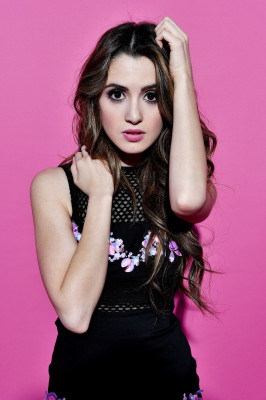photo 13 in Laura Marano gallery [id898058] 2016-12-14 00:00:00