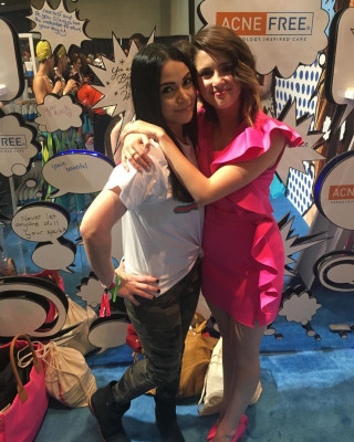 Laura Marano pic #1076367