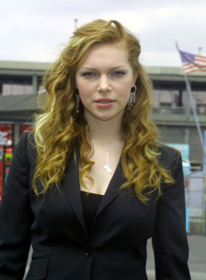 Laura Prepon pic #8590
