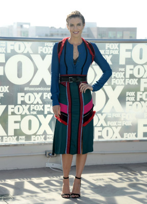 Lauren Cohan pic #866918