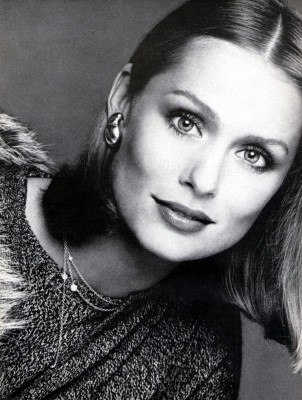 Lauren Hutton pic #381154