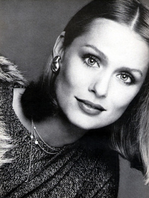 photo 6 in Lauren Hutton gallery [id109336] 2008-09-18 00:00:00