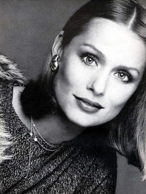 photo 18 in Lauren Hutton gallery [id188733] 2009-10-09 00:00:00
