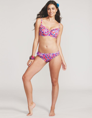 Lauren Mellor pic #773021