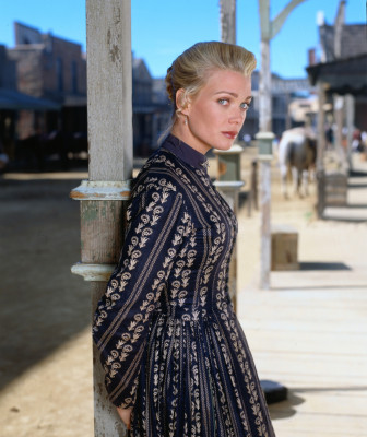Laurie Holden pic #498589