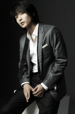 Lee Joon Ki pic #894959