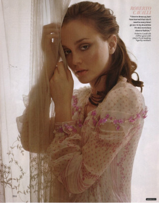 photo 16 in Leighton Meester gallery [id203329] 2009-11-19 00:00:00