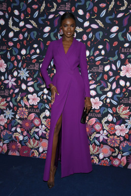 photo 6 in Leomie Anderson gallery [id1207916] 2020-03-20 00:00:00