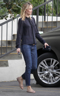 photo 15 in Leslie Bibb gallery [id560234] 2012-12-10 00:00:00