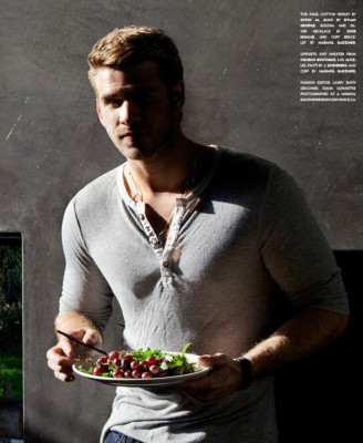 Liam Hemsworth pic #459684