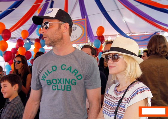 Liev Schreiber pic #590384