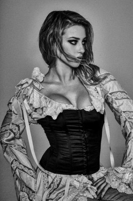 Lili Reinhart pic #1060526