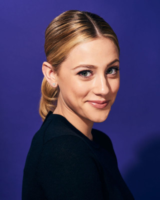 Lili Reinhart pic #944561