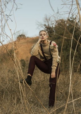 Lili Reinhart pic #1004334