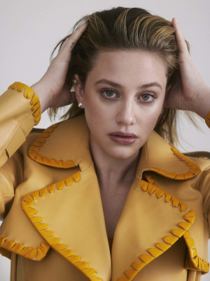 Lili Reinhart pic #1307919