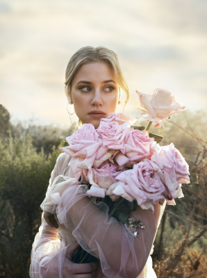 photo 3 in Lili Reinhart gallery [id1231669] 2020-09-09 00:00:00