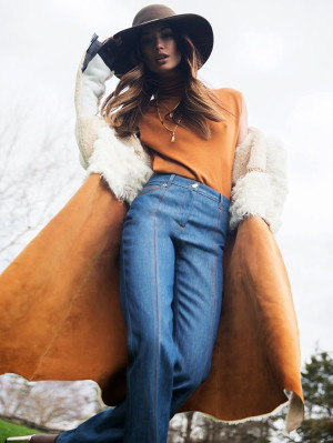 Lily Aldridge pic #783420