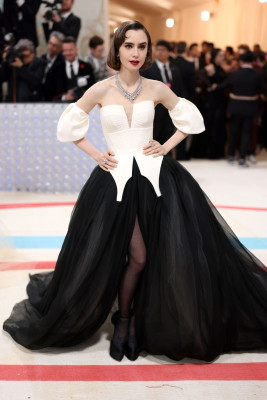 Lily Collins pic #1327960