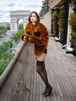 Lily Collins pic #1359240