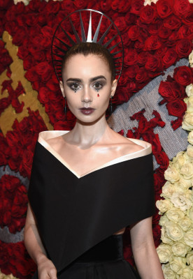 Lily Collins pic #1035225