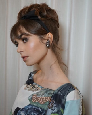 photo 28 in Lily Collins gallery [id1288762] 2021-12-19 00:00:00