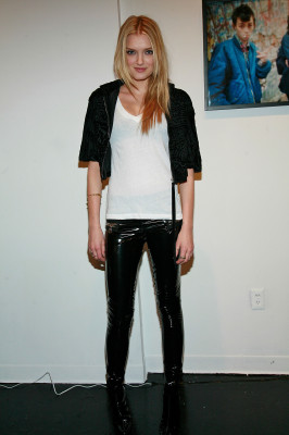 photo 4 in Lily Donaldson gallery [id207120] 2009-11-30 00:00:00