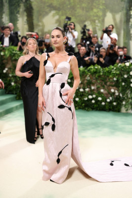 Lily James pic #1352280