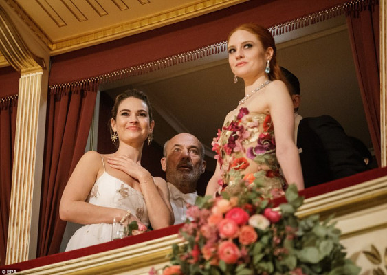 Lily James pic #1007313