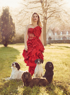 Lily James pic #1017998