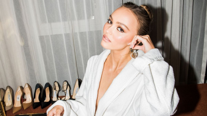 photo 17 in Lily-Rose Melody Depp gallery [id1195362] 2019-12-20 00:00:00