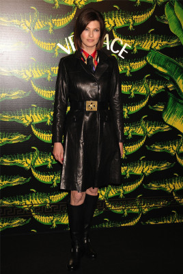 photo 4 in Linda Evangelista gallery [id425549] 2011-12-01 00:00:00