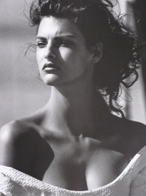 Linda Evangelista pic #12198