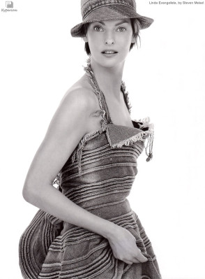photo 21 in Linda Evangelista gallery [id2548] -0001-11-30 00:00:00
