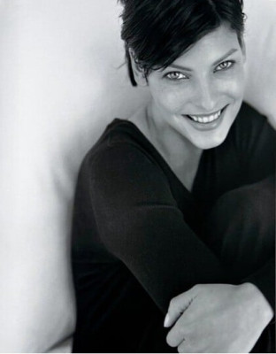 Linda Evangelista pic #1370197