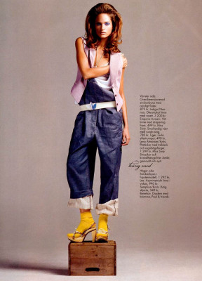 Lindsay Frimodt pic #23153