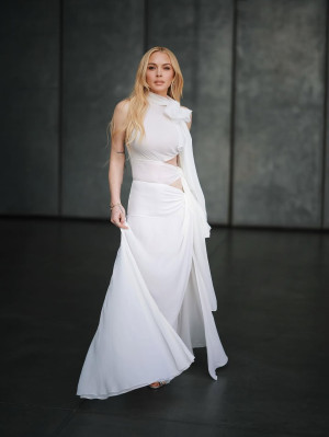 Lindsay Lohan - Alaïa (2025)