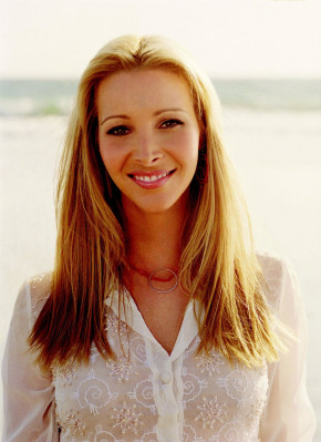 photo 8 in Lisa Kudrow gallery [id323643] 2011-01-04 00:00:00