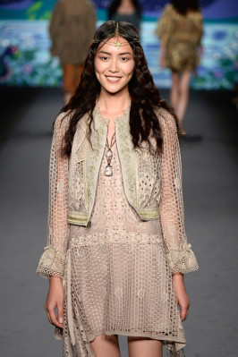 Liu Wen pic #639669