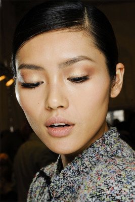 photo 9 in Liu Wen gallery [id582329] 2013-03-13 00:00:00