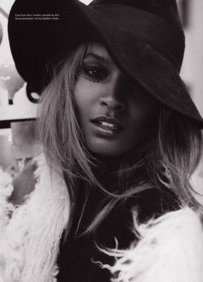 Liya Kebede pic #29737