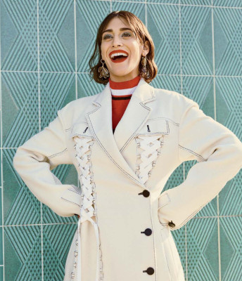 photo 5 in Lizzy Caplan gallery [id1343648] 2024-02-10 00:00:00