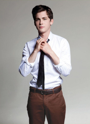 photo 29 in Logan Lerman gallery [id478030] 2012-04-20 00:00:00