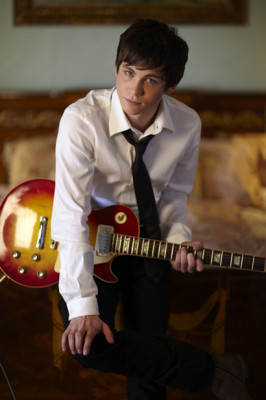 Logan Lerman pic #230336