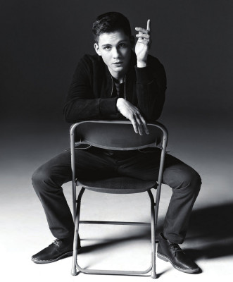 Logan Lerman pic #673358