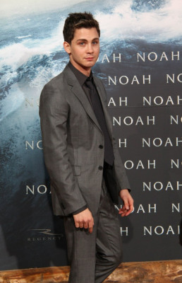 Logan Lerman pic #680827
