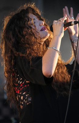 photo 15 in Lorde gallery [id669845] 2014-02-16 00:00:00