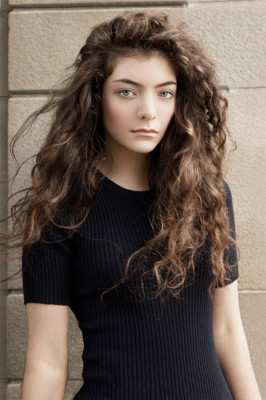 photo 4 in Lorde gallery [id651634] 2013-12-08 00:00:00