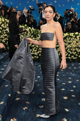photo 6 in Lorde gallery [id1374931] 2025-08-04 00:00:00