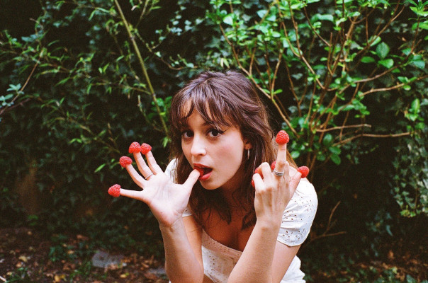 Lucie Bourdeu pic #1253460